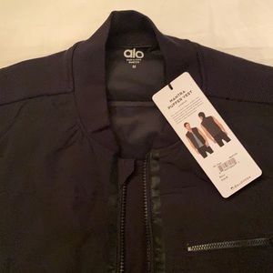 Alo mantra puffer vest